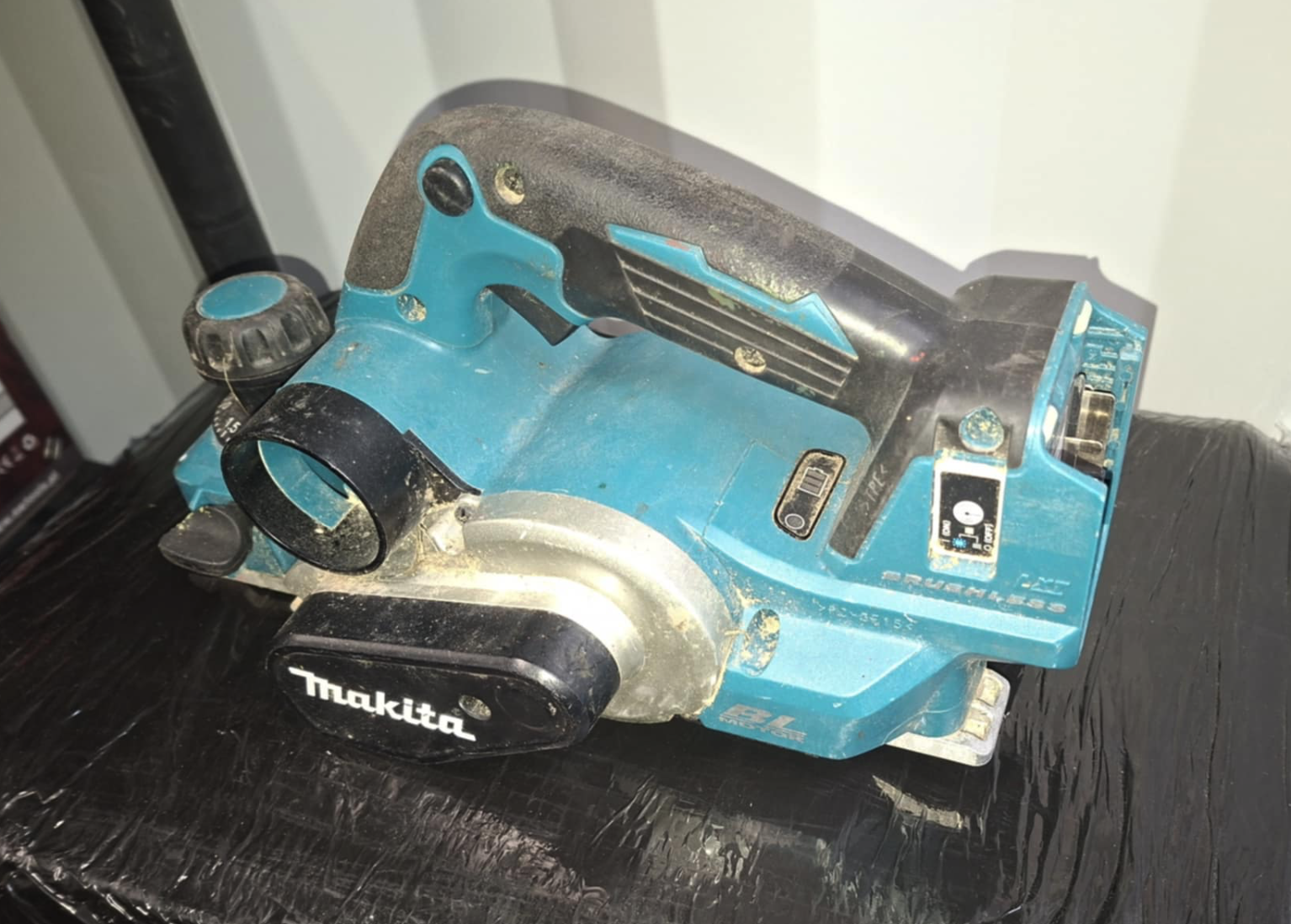 Makita DKP181Z 18V akuhöövel (kasutatud)